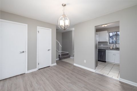 Tiny photo for 30 Woodglen Drive #7A1, Waterbury, CT 06705 (MLS # 24142335)