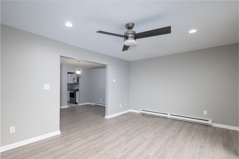 Tiny photo for 30 Woodglen Drive #7A1, Waterbury, CT 06705 (MLS # 24142335)