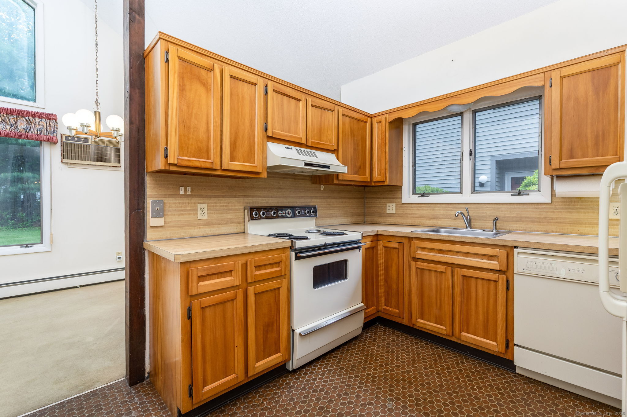 23A Yankee Glen Drive #23A, Madison, Connecticut image 8