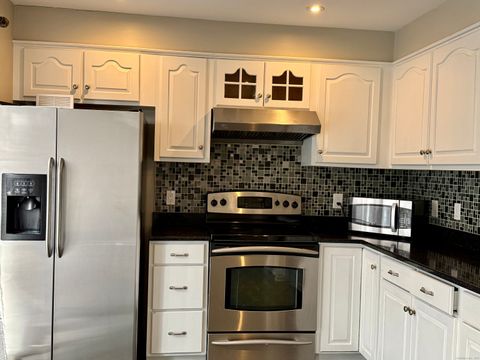 Tiny photo for 1900 Summer Street #15, Stamford, CT 06905 (MLS # 24143452)