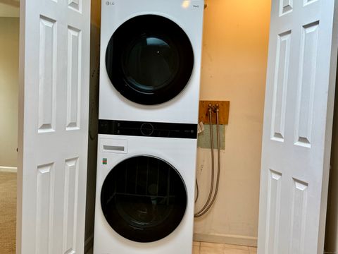 Tiny photo for 1900 Summer Street #15, Stamford, CT 06905 (MLS # 24143452)