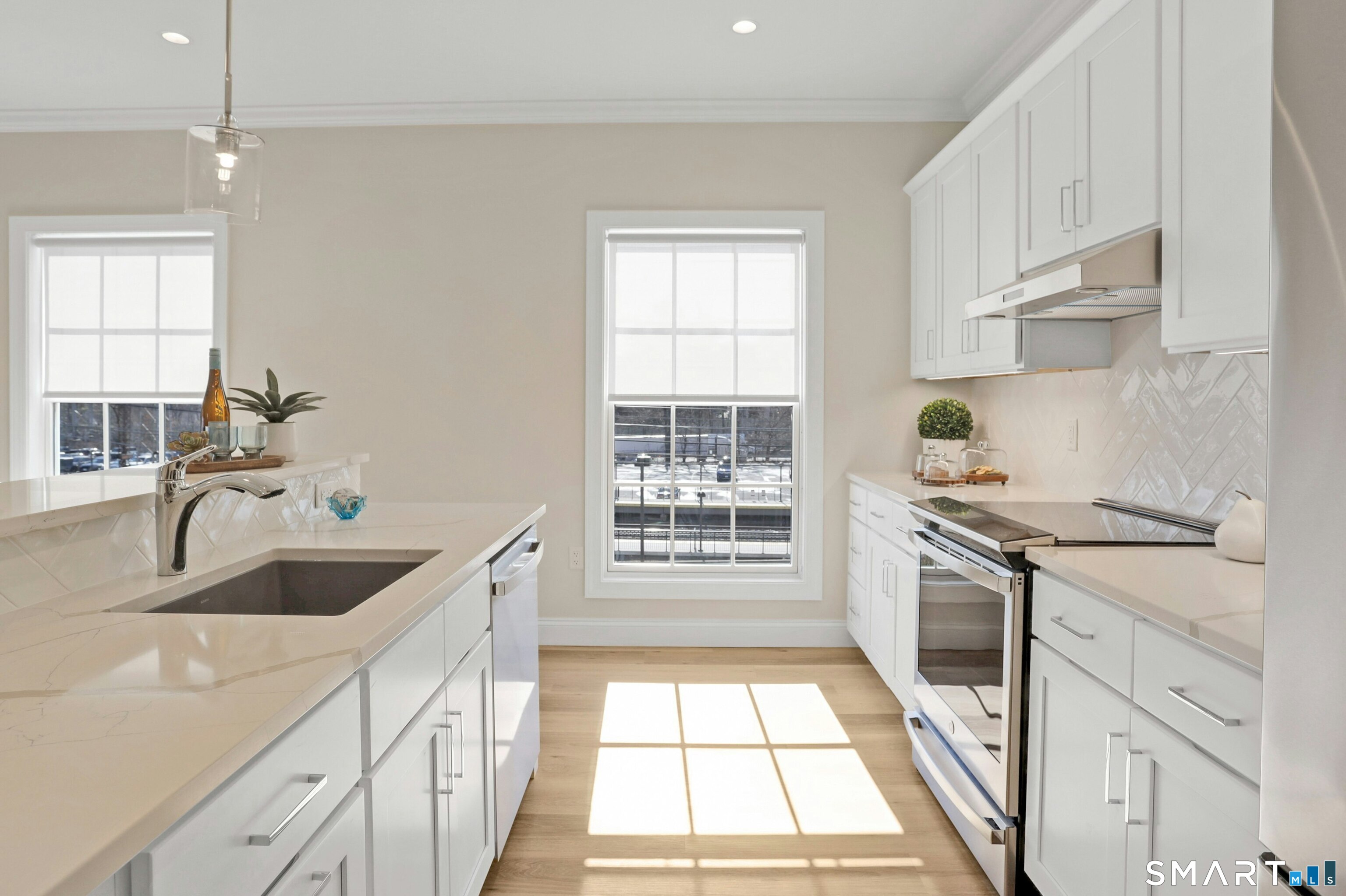 440 Heights Road 210