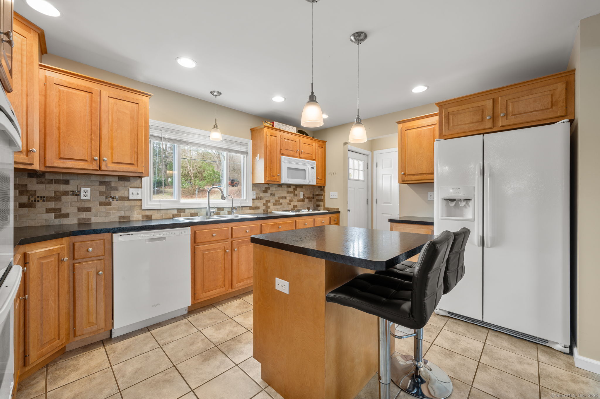 180 Baltic Road, Norwich, Connecticut image 7