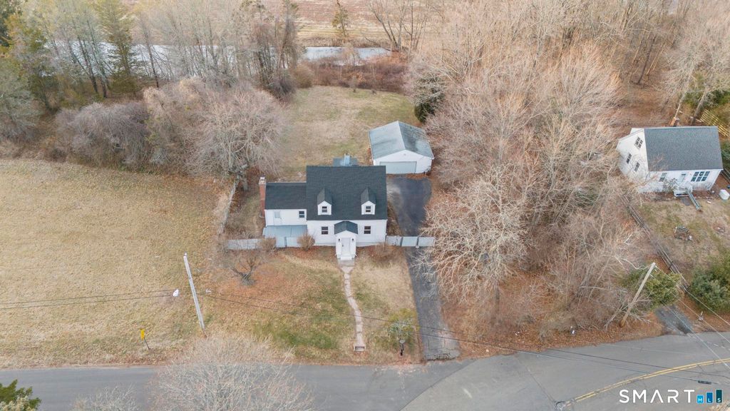 Photo of 556 Dunbar Hill Road, Hamden, CT 06514 (MLS # 24149484)