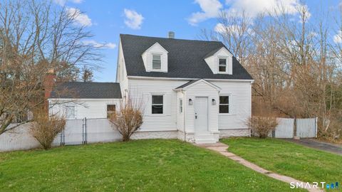 556 Dunbar Hill Road Hamden CT 06514