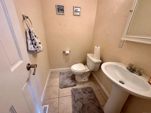 Tiny photo for 15 Crest Street #B13, West Haven, CT 06516 (MLS # 24167309)