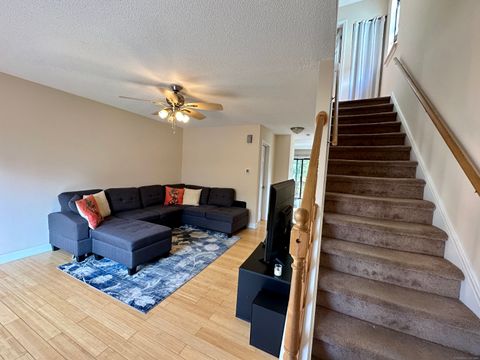 Tiny photo for 15 Crest Street #B13, West Haven, CT 06516 (MLS # 24167309)