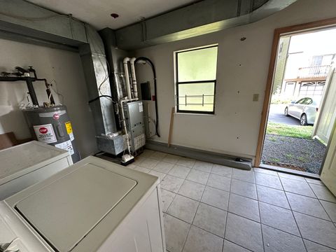 Tiny photo for 15 Crest Street #B13, West Haven, CT 06516 (MLS # 24167309)