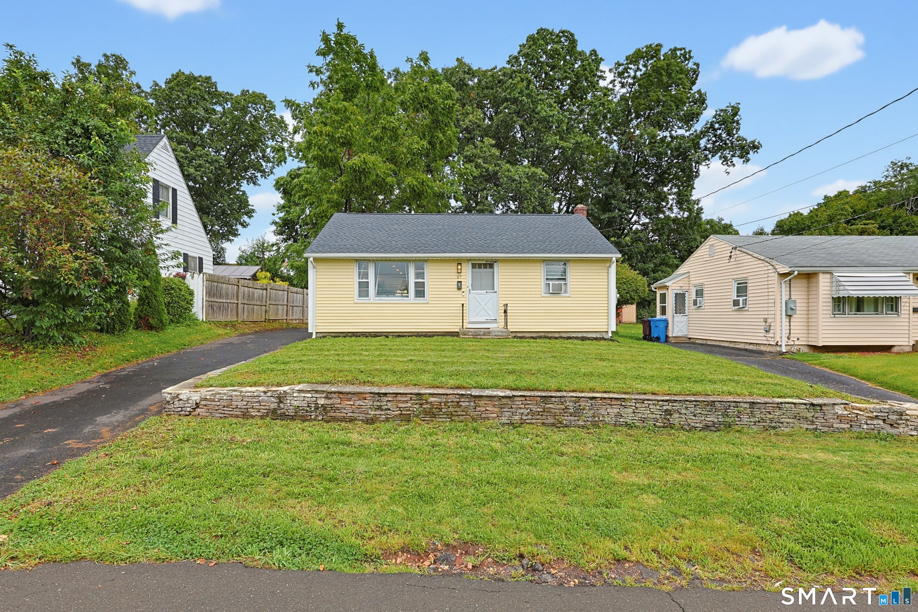 57 Pinehurst Avenue
