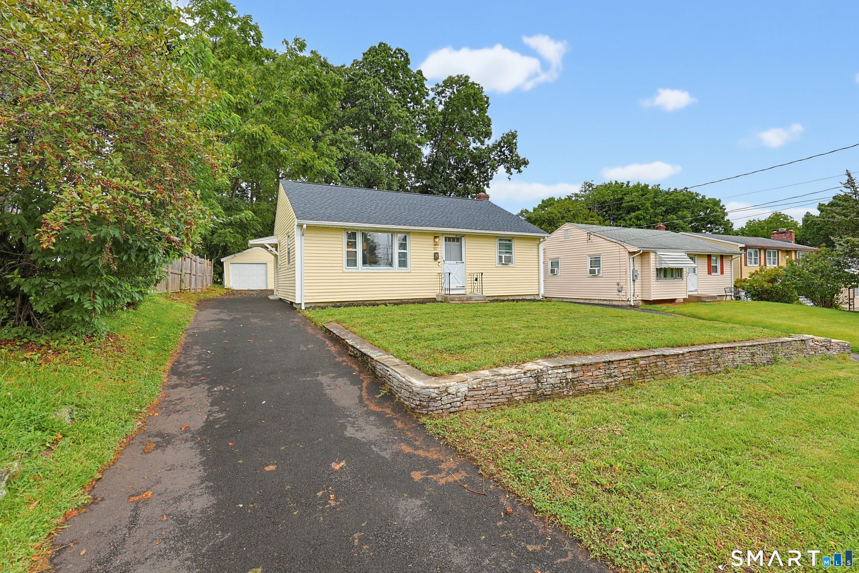 57 Pinehurst Avenue
