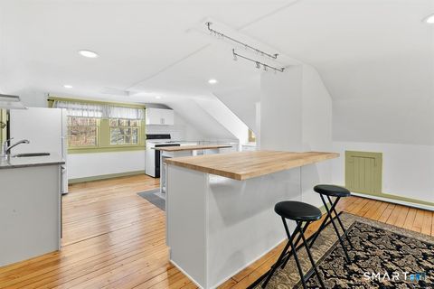 Tiny photo for 185 Main Street #E, Farmington, CT 06032 (MLS # 24163331)