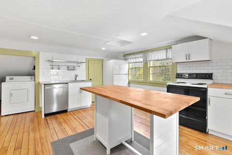 Tiny photo for 185 Main Street #E, Farmington, CT 06032 (MLS # 24163331)