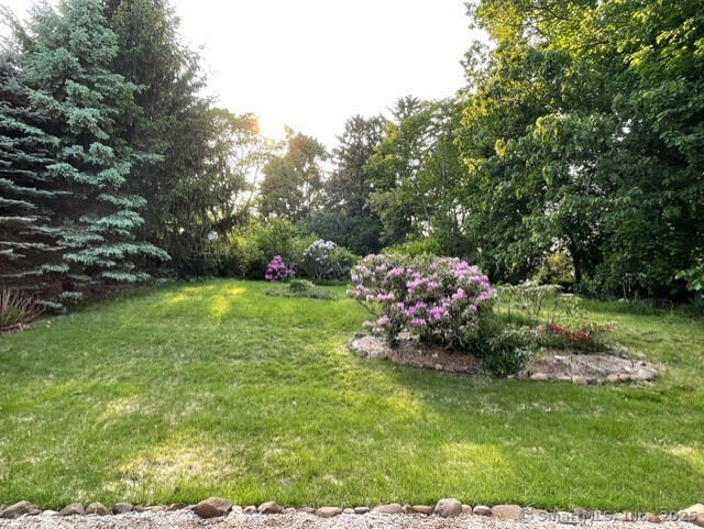 6 Hepburn Road, Hamden, Connecticut image 35