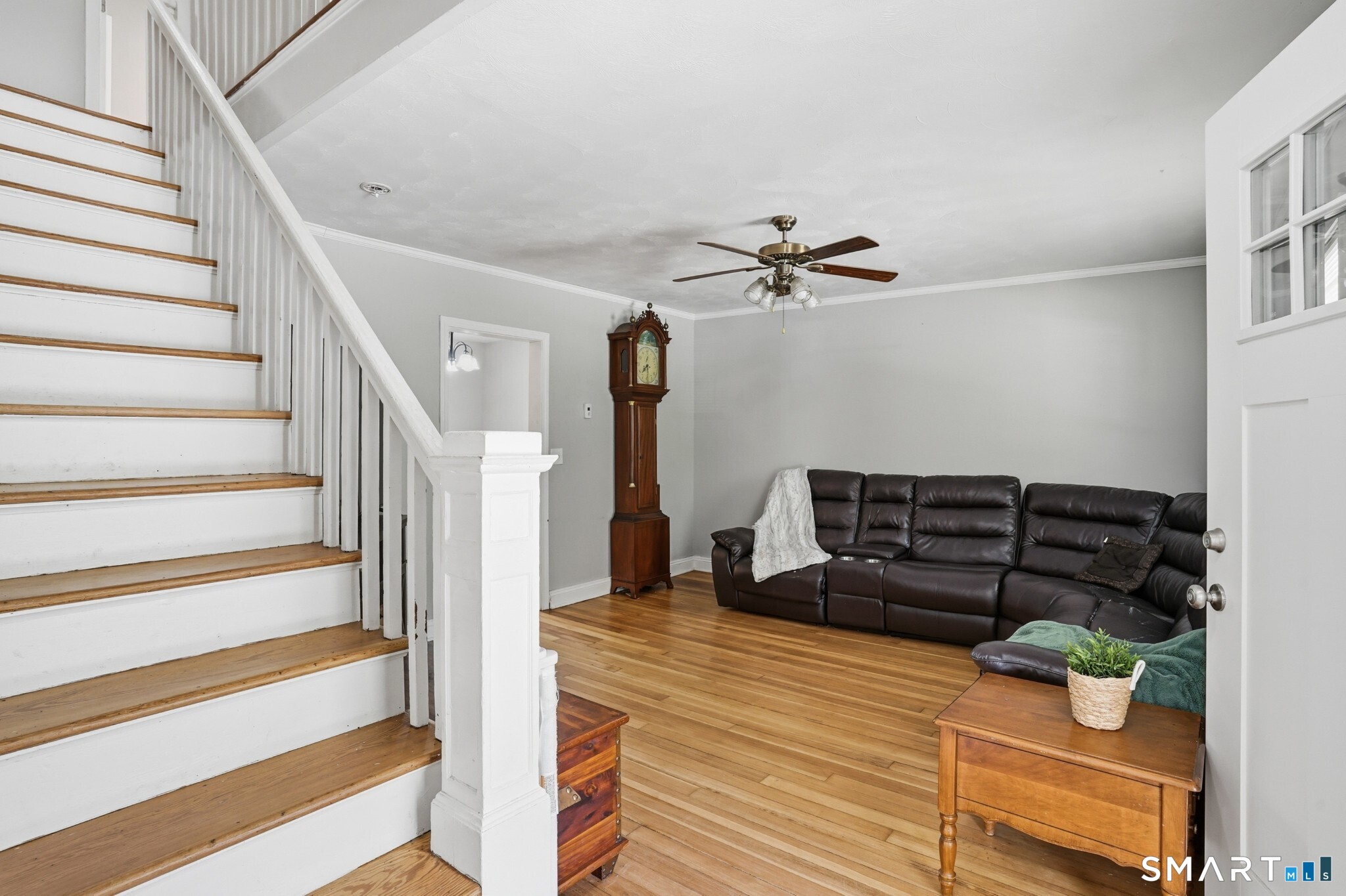 9 Carey Avenue