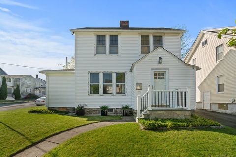 Photo of 15 Overland Avenue, Bridgeport, CT 06606 (MLS # 24136129)
