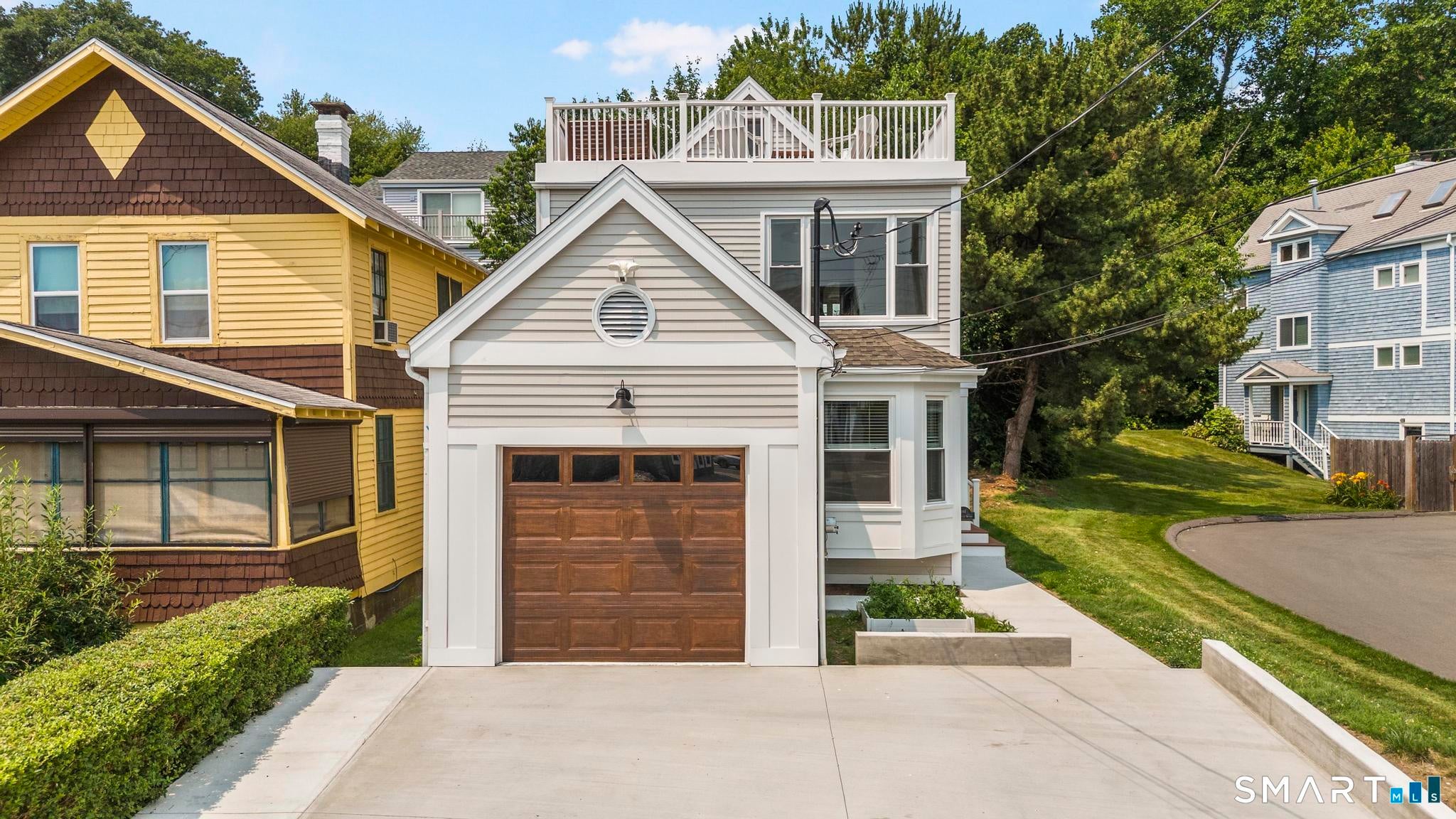 1 Edgefield Avenue