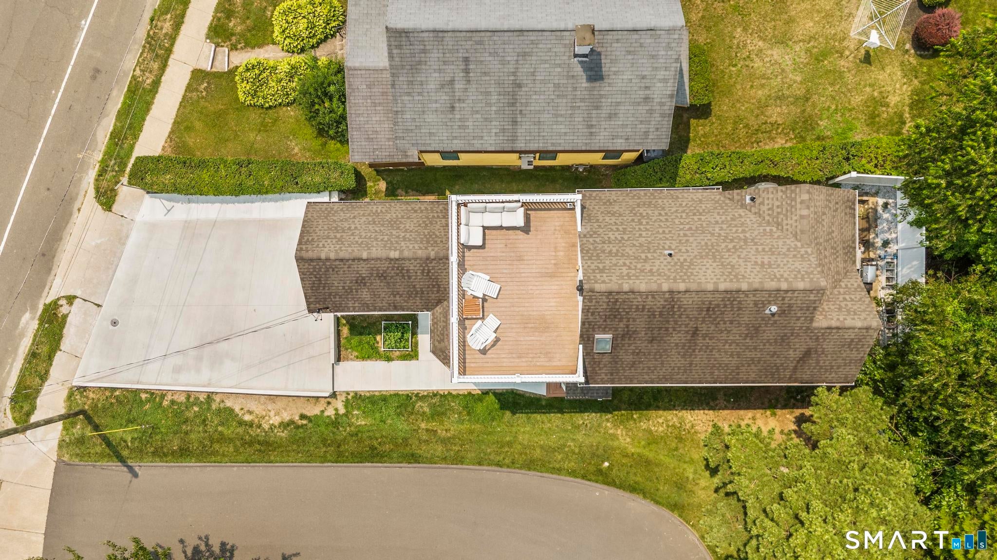 1 Edgefield Avenue