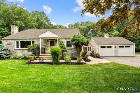 Photo of 40 Rolling Ridge Road, Orange, CT 06477 (MLS # 24199647)