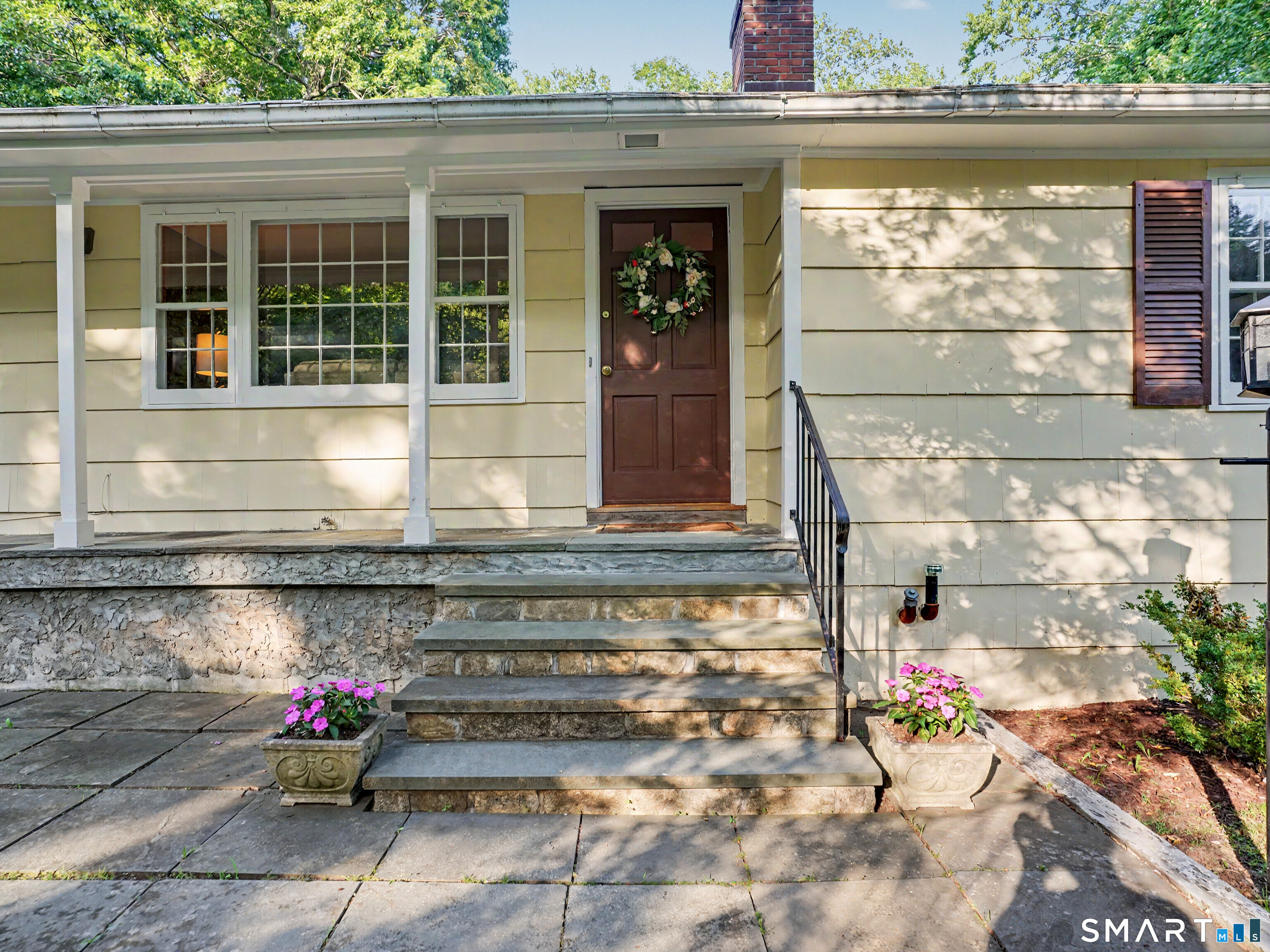 15 Flat Rock Drive