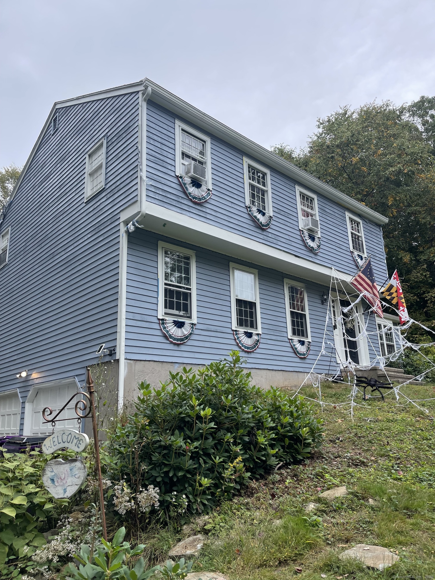 Property for Sale at Lake Drive, Madison, Connecticut - Bedrooms: 4 
Bathrooms: 3 
Rooms: 8  - $454,000