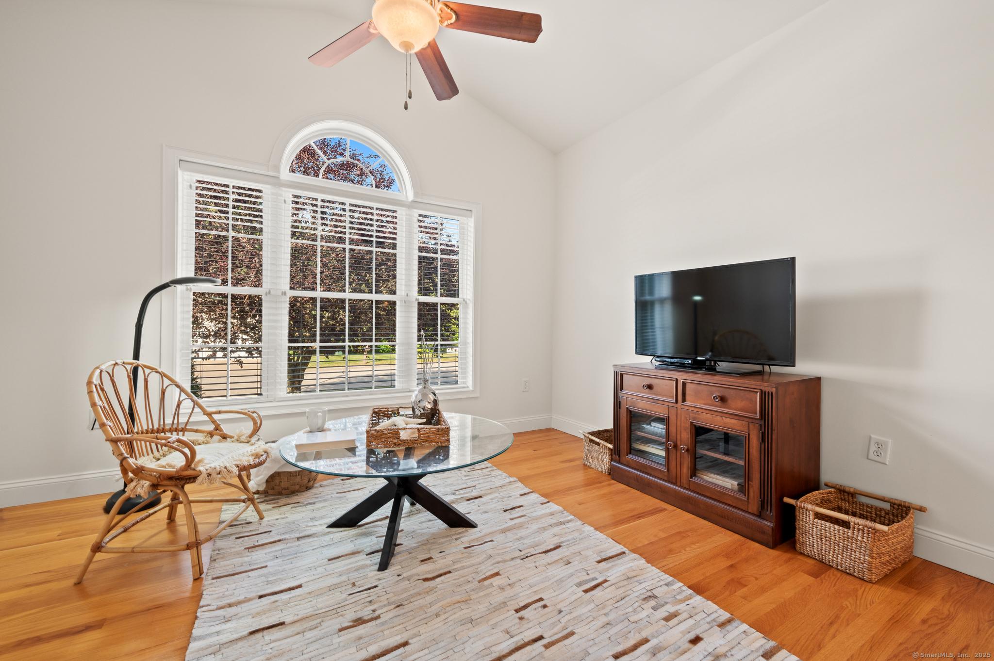 Colchester, Connecticut 06415, United States, 2 Bedrooms Bedrooms, ,2 BathroomsBathrooms,Residential,Pending,208598