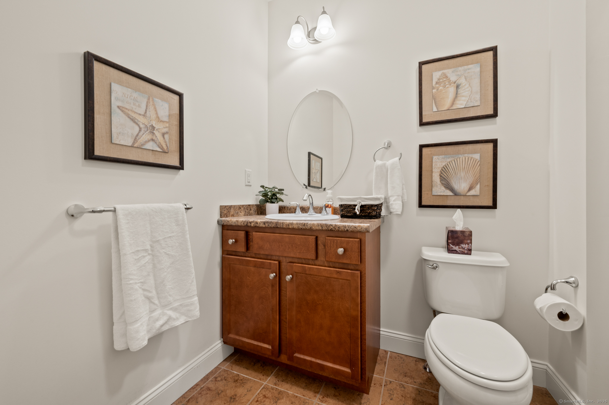 Colchester, Connecticut 06415, United States, 2 Bedrooms Bedrooms, ,2 BathroomsBathrooms,Residential,Pending,208598