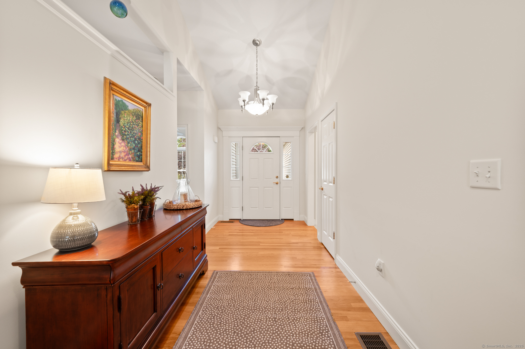 Colchester, Connecticut 06415, United States, 2 Bedrooms Bedrooms, ,2 BathroomsBathrooms,Residential,Pending,208598