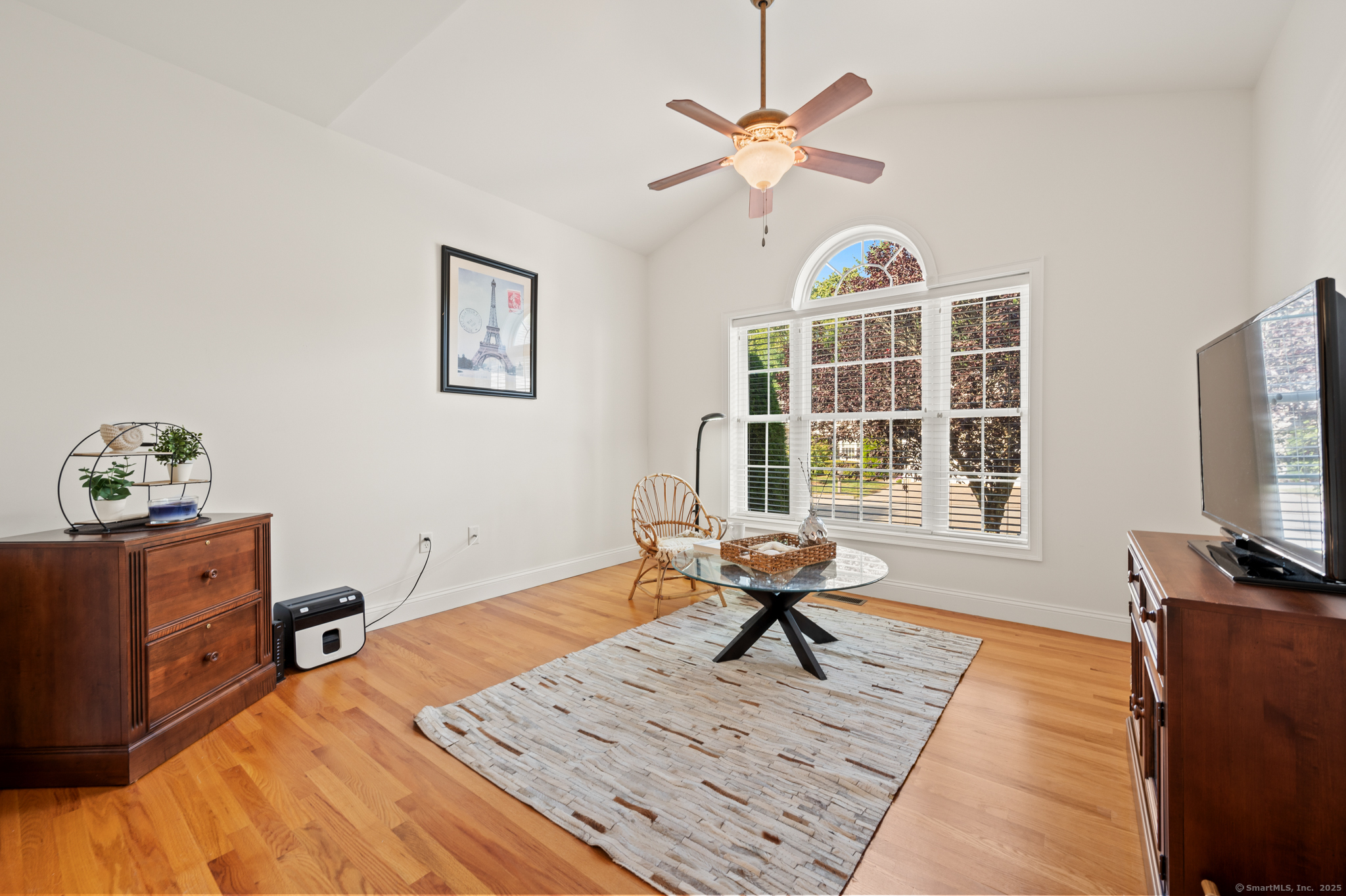 Colchester, Connecticut 06415, United States, 2 Bedrooms Bedrooms, ,2 BathroomsBathrooms,Residential,Pending,208598