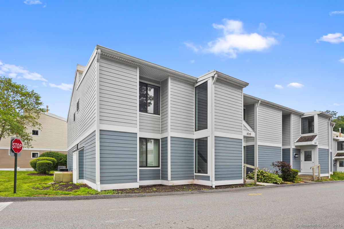 64 Olcott Way 64