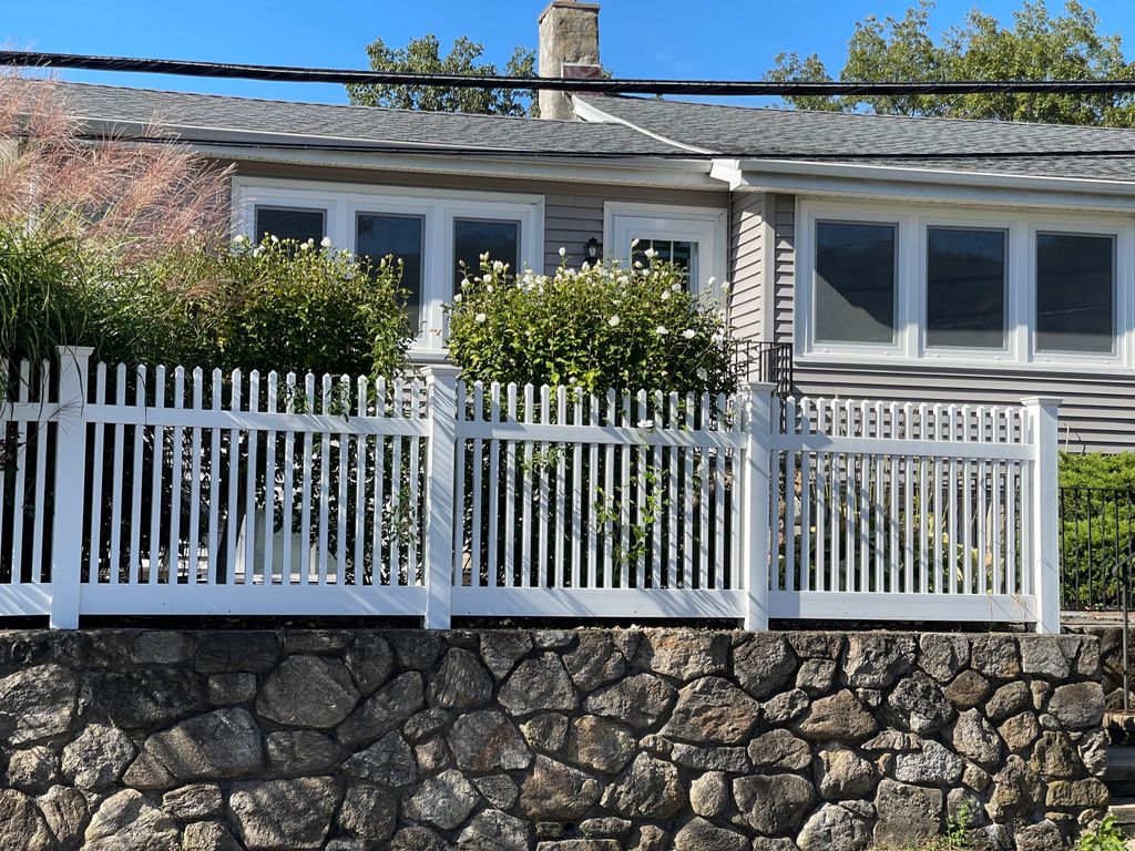 Photo of 40 Ledge Avenue, New Canaan, CT 06840 (MLS # 24132206)