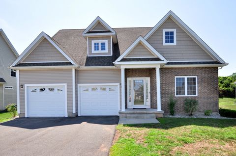 Photo of 64 Windermere Village Road #64, Ellington, CT 06029 (MLS # 24116699)