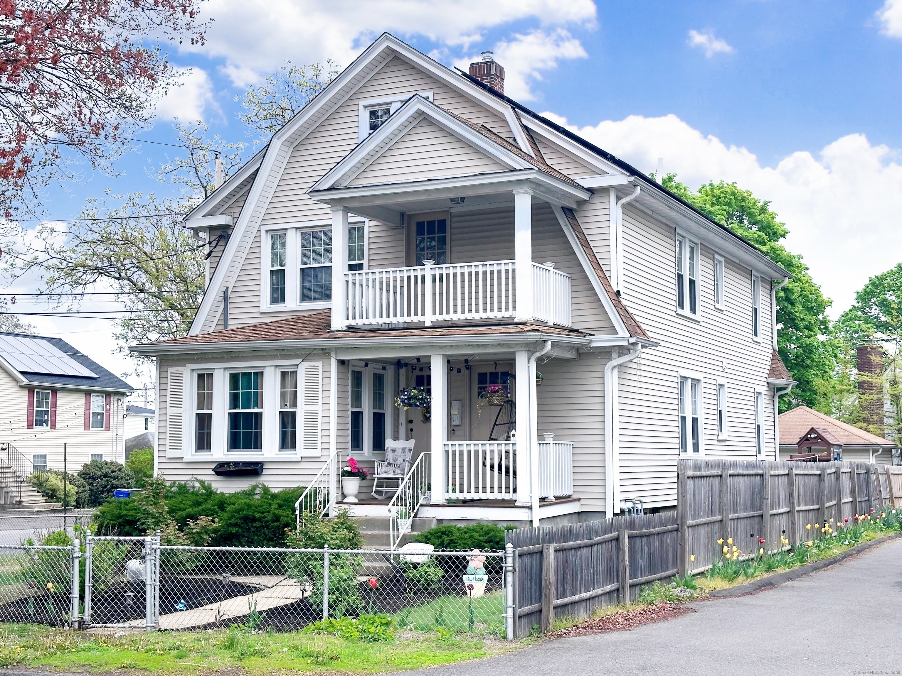 Rental Property at Black Rock Turnpike, Fairfield, Connecticut - Bedrooms: 2 
Bathrooms: 1 
Rooms: 5  - $2,600 MO.