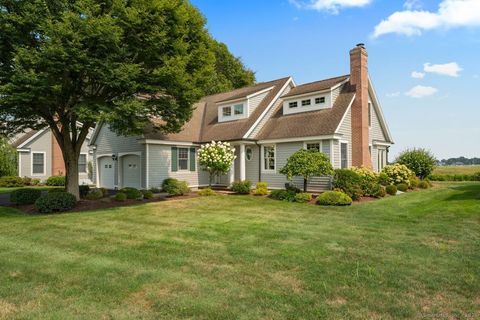 81 Coulter Street 4 Old Saybrook CT 06475