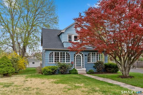 Photo of 20 Cortland Street, West Hartford, CT 06110 (MLS # 24147692)