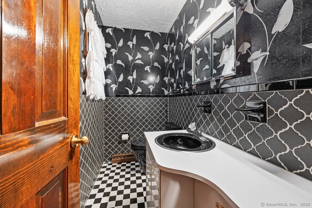 167 Arline Drive, Waterbury, Connecticut image 22