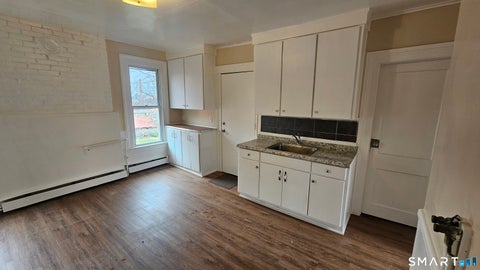 Tiny photo for 110 Babcock Street #3rd flr, Hartford, CT 06106 (MLS # 24202930)