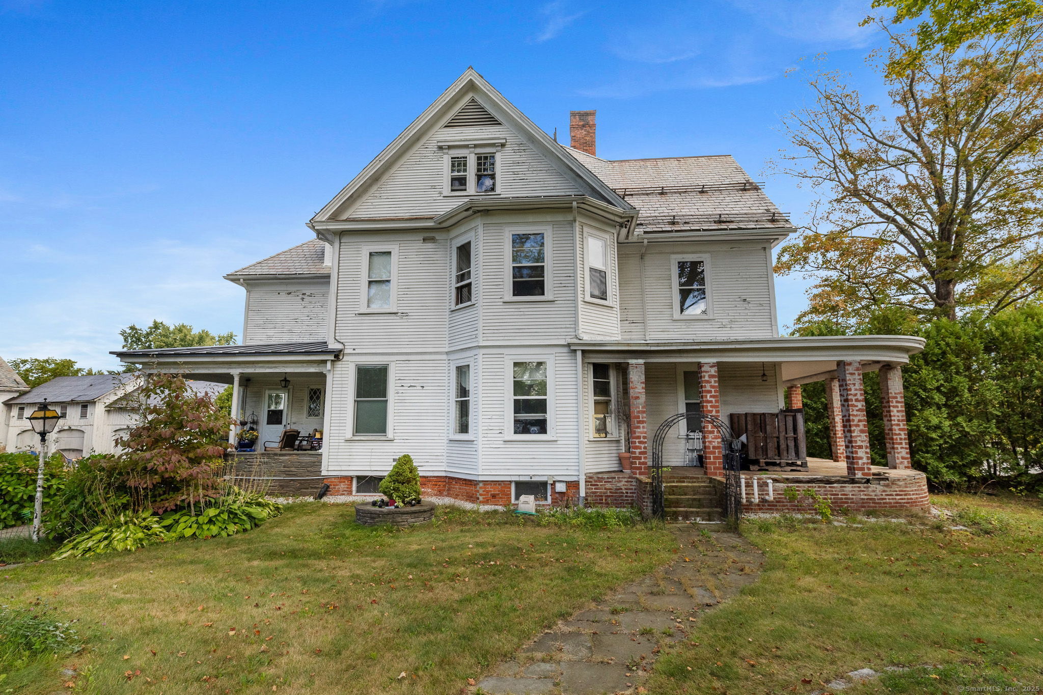 453 North Main Street