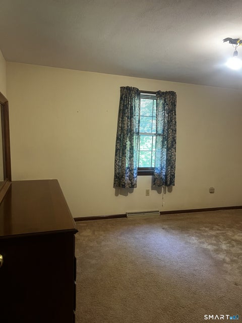 Tiny photo for 206 W Lake Avenue, Guilford, CT 06437 (MLS # 24208371)