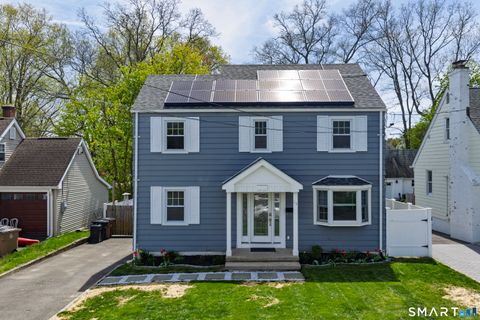 Homes For Sale - 19 Burwood Avenue<br/> Stamford, CT 06902
