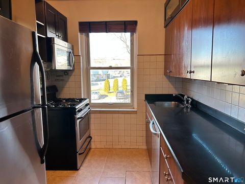 Tiny photo for 118 Summer Street #2B, Stamford, CT 06901 (MLS # 24149354)