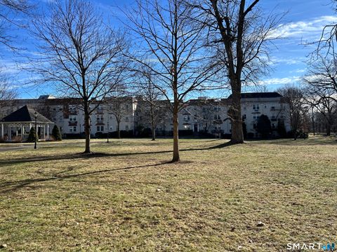 Photo of 118 Summer Street #2B, Stamford, CT 06901 (MLS # 24149354)
