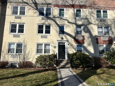 Tiny photo for 118 Summer Street #2B, Stamford, CT 06901 (MLS # 24149354)