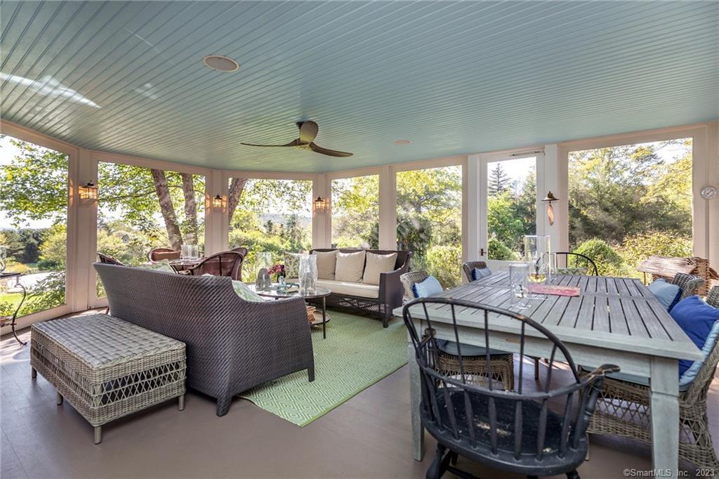 4 Juniper Ledge Lane