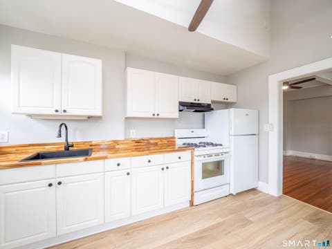 Tiny photo for 33 Seaview Avenue #3A, Norwalk, CT 06855 (MLS # 24190280)