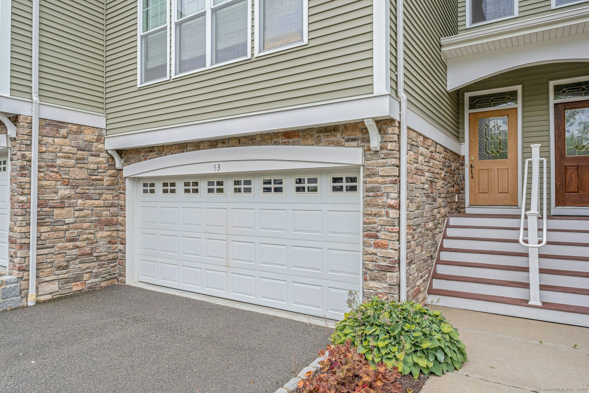53 Lawrence Avenue 53