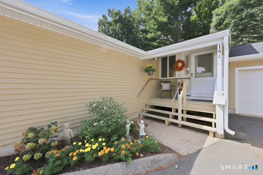 14 Wiggins Farm Drive J