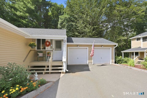 Condo For Sale - 14 Wiggins Farm Drive #J<br/> Simsbury, CT 06070
