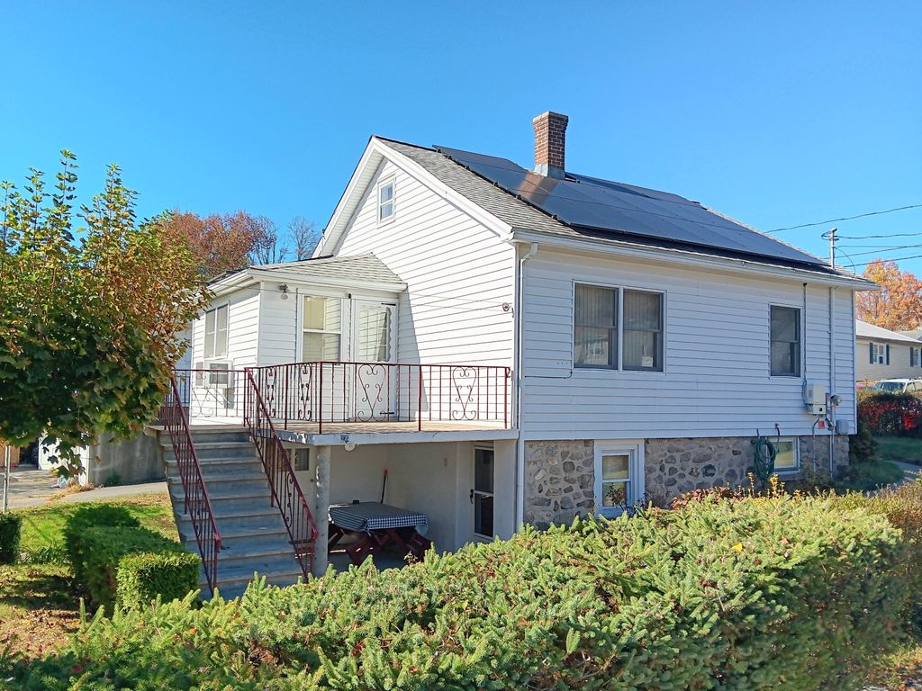 Photo of 48 Macnamara Street, Waterbury, CT 06708 (MLS # 24141818)