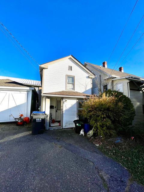 8 Oak Street Winchester CT 06098