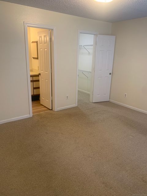 Tiny photo for 11 Carriage Crossing Lane #11, Middletown, CT 06457 (MLS # 24133396)